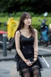 女娲后人的男的