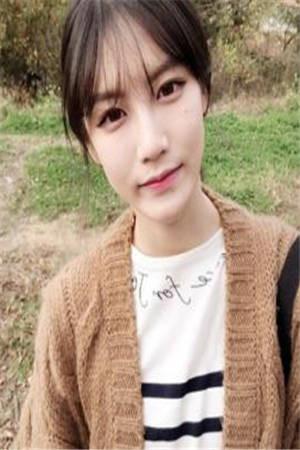 丈夫照顾植物人妻子20年苏醒